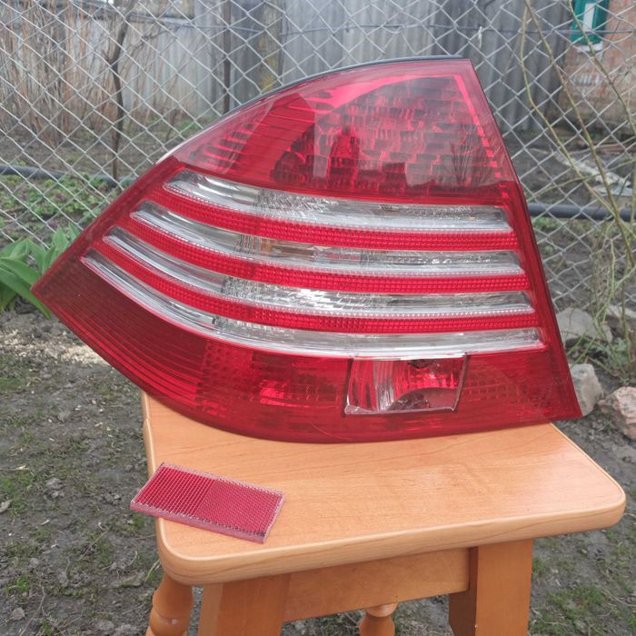 Задняя фара w220