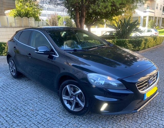 VOLVO V40 2.0 D4 190cv BANCOS PELE