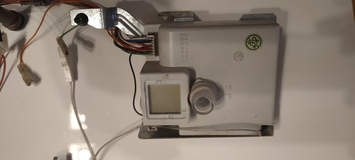 Iskrownik,Sterownik,generator iskry, moduł zapłonowy Junkers Neckar
