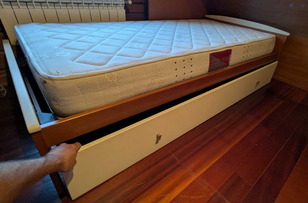 Lovely children's room/beds - Quarto de criança/camas