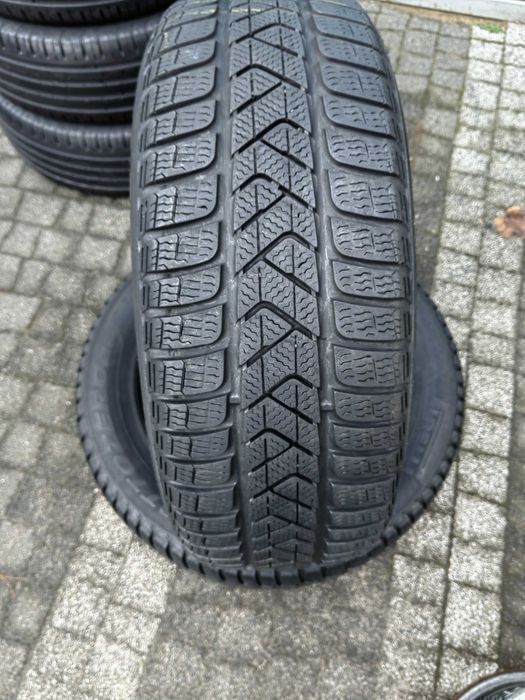 215/60R16 95H Pirelli Sottozero 3 Winter  PARA zima