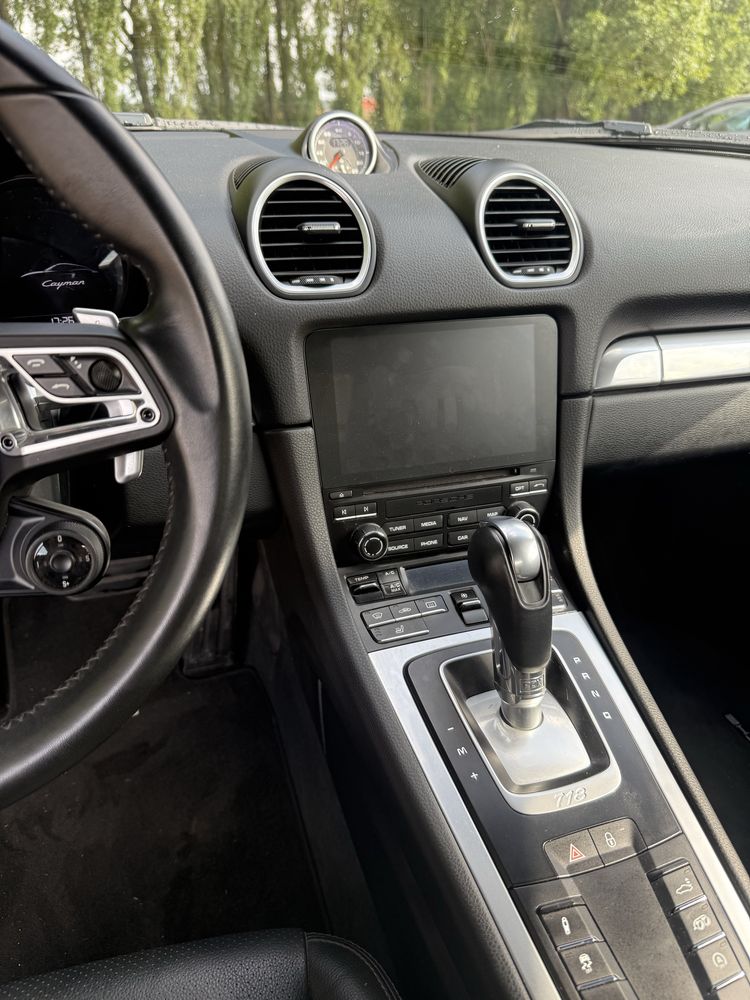 Porsche 718 cayman