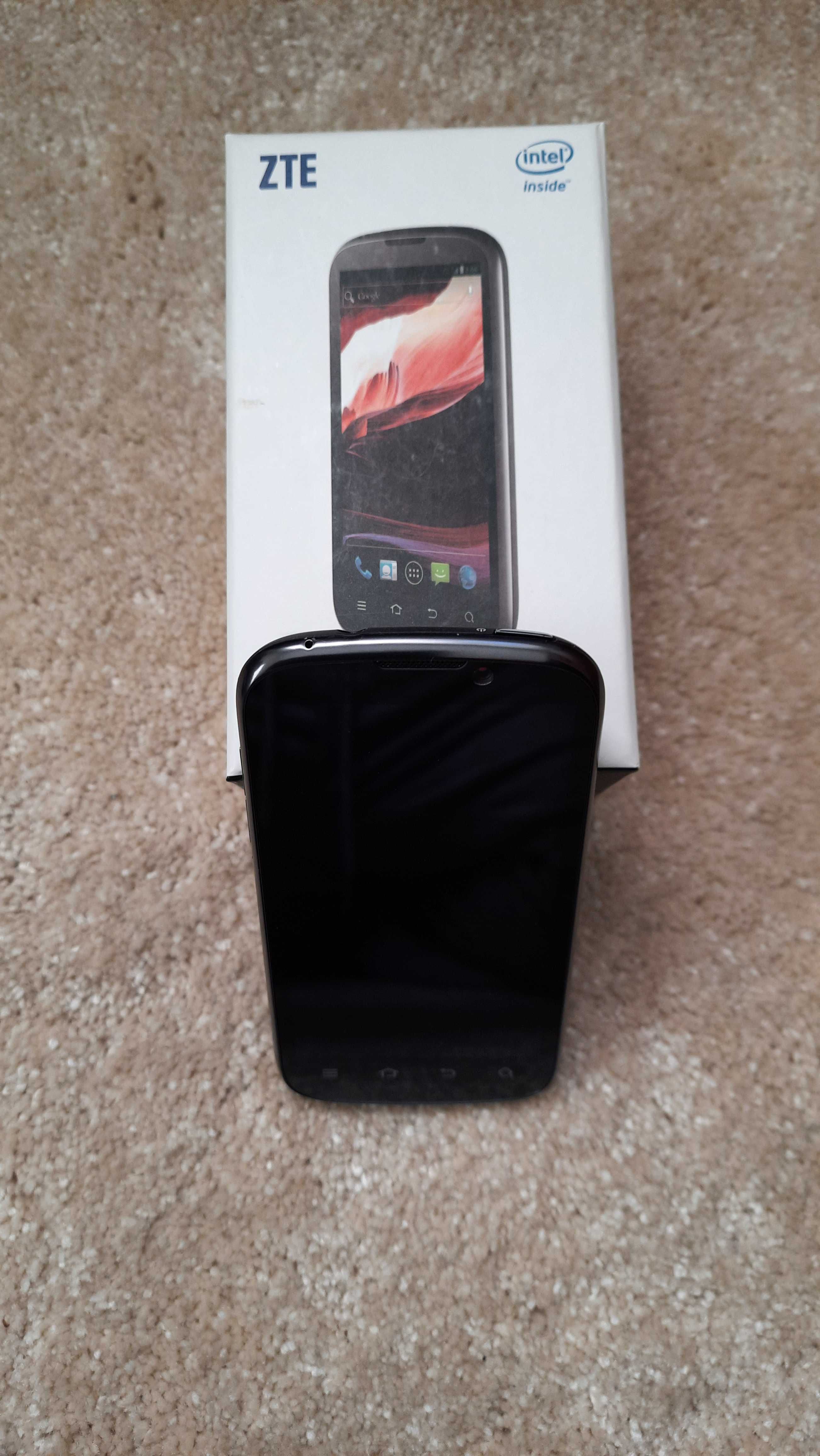 Smartfon ZTE - zalany, uszkodzony