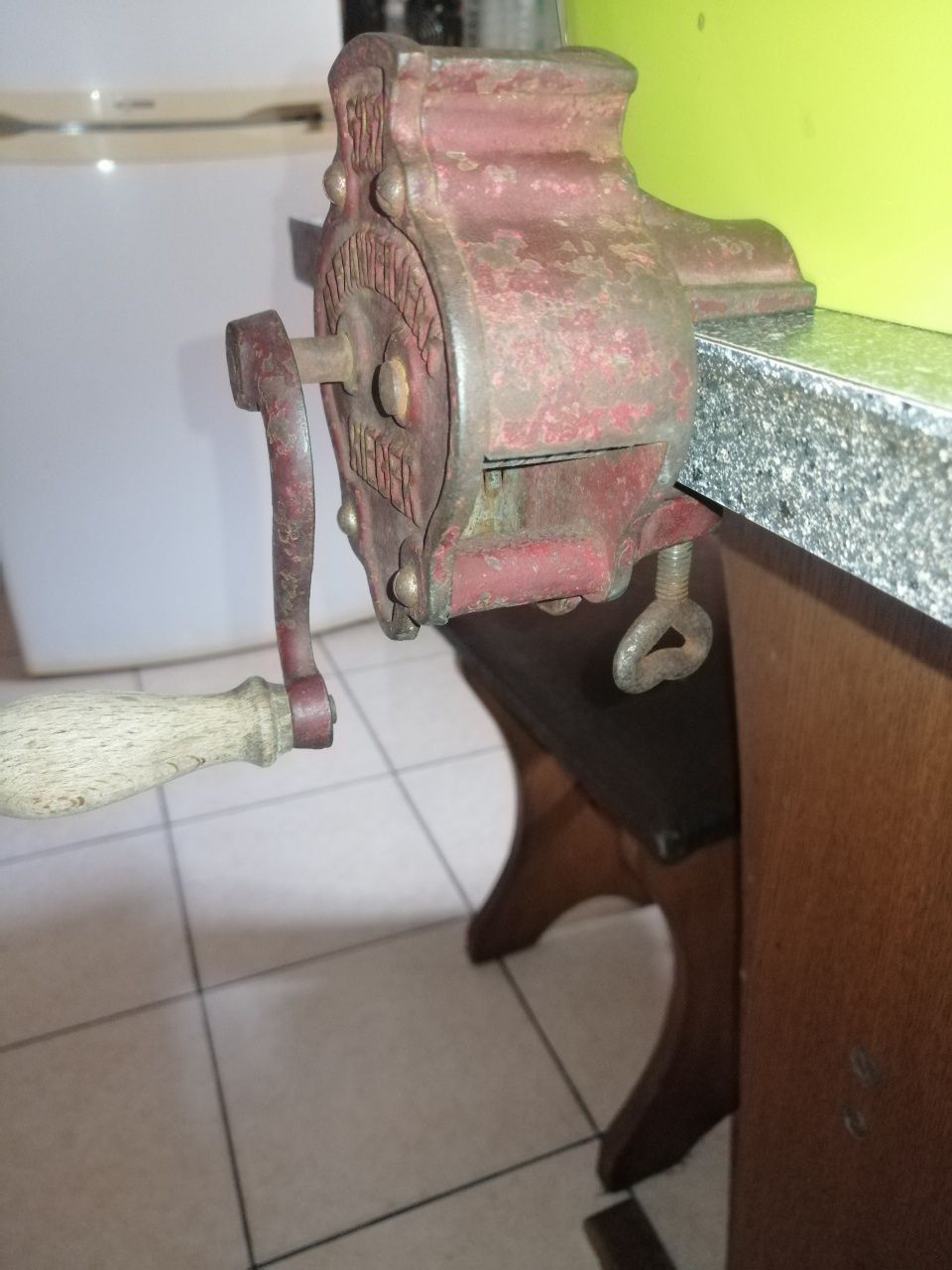 Stara niemiecka krajalnica maszynka do fasoli warzyw makaronu