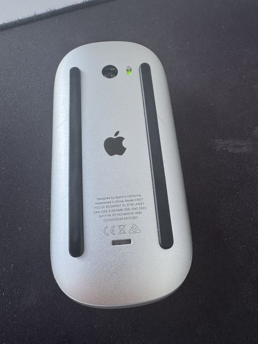 Magic Mouse 2 - sem fios Prateado