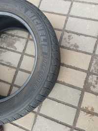 Продам бу комплект шин michelin defender 215/55 R17