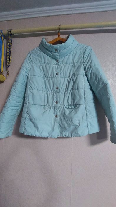 Продам двохсторонюю курточку