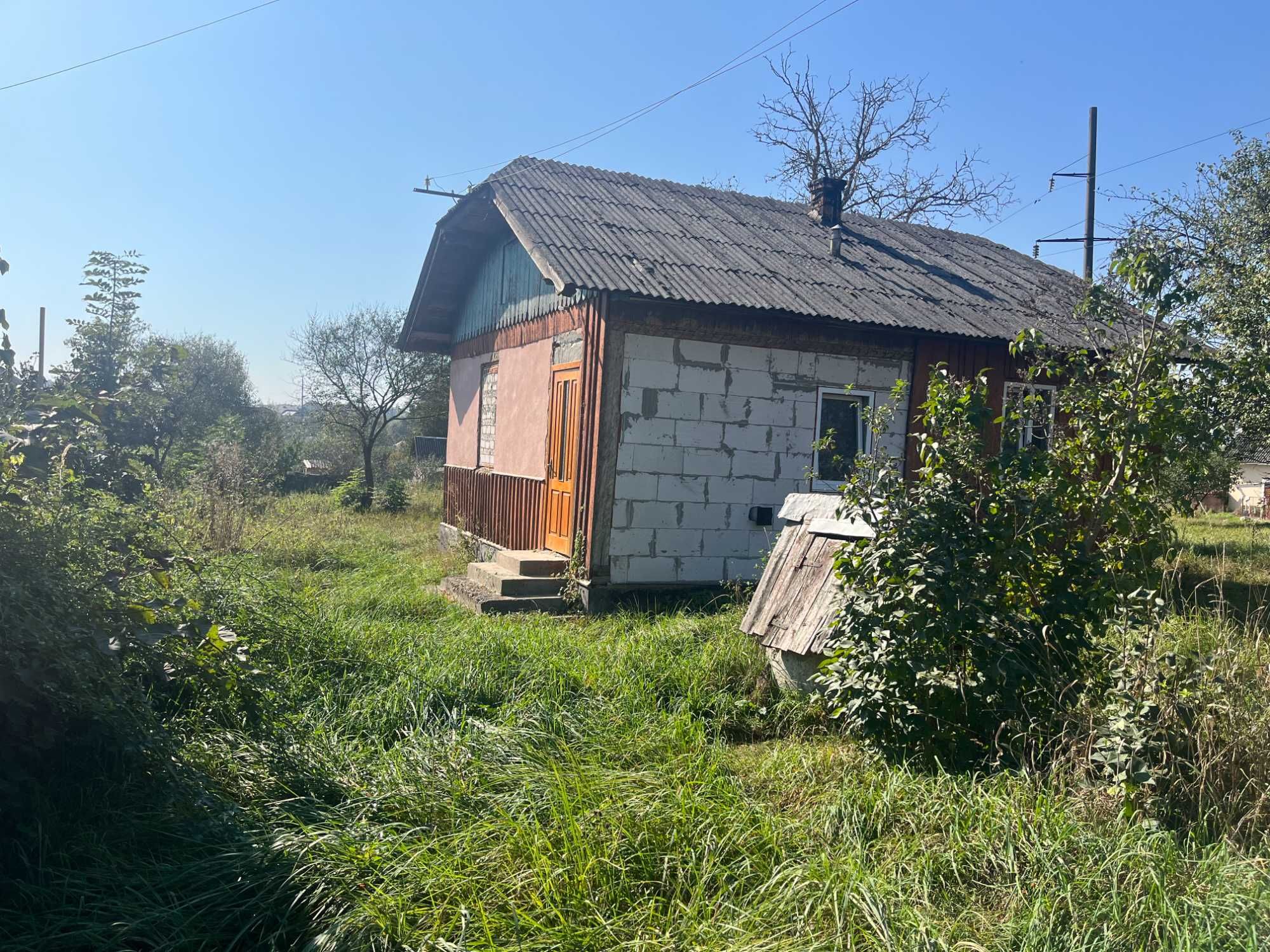 Продається земельна ділянка 20 сот в с. Угринів