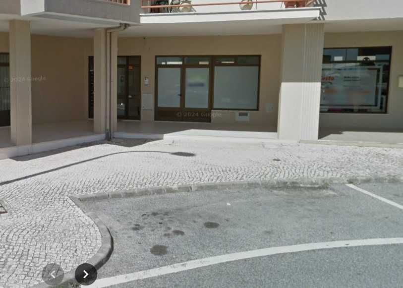 Arrenda-se Loja  Torres Novas