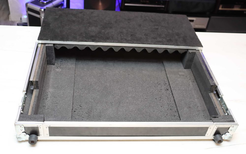 Case walizka z półką Pioneer DDJ SX SX2 SX3 RX