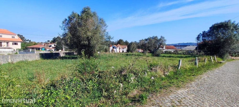 Lote de terreno de Construção com 872.5m2 Forjães-Esposende