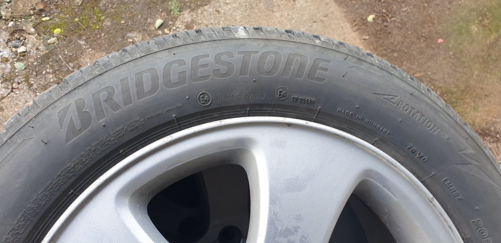 Alufelgi z oponami zimowymi 205/60/16 Bridgestone
