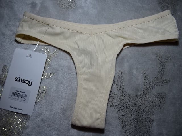 Sinsay stringi kremowe nowe S