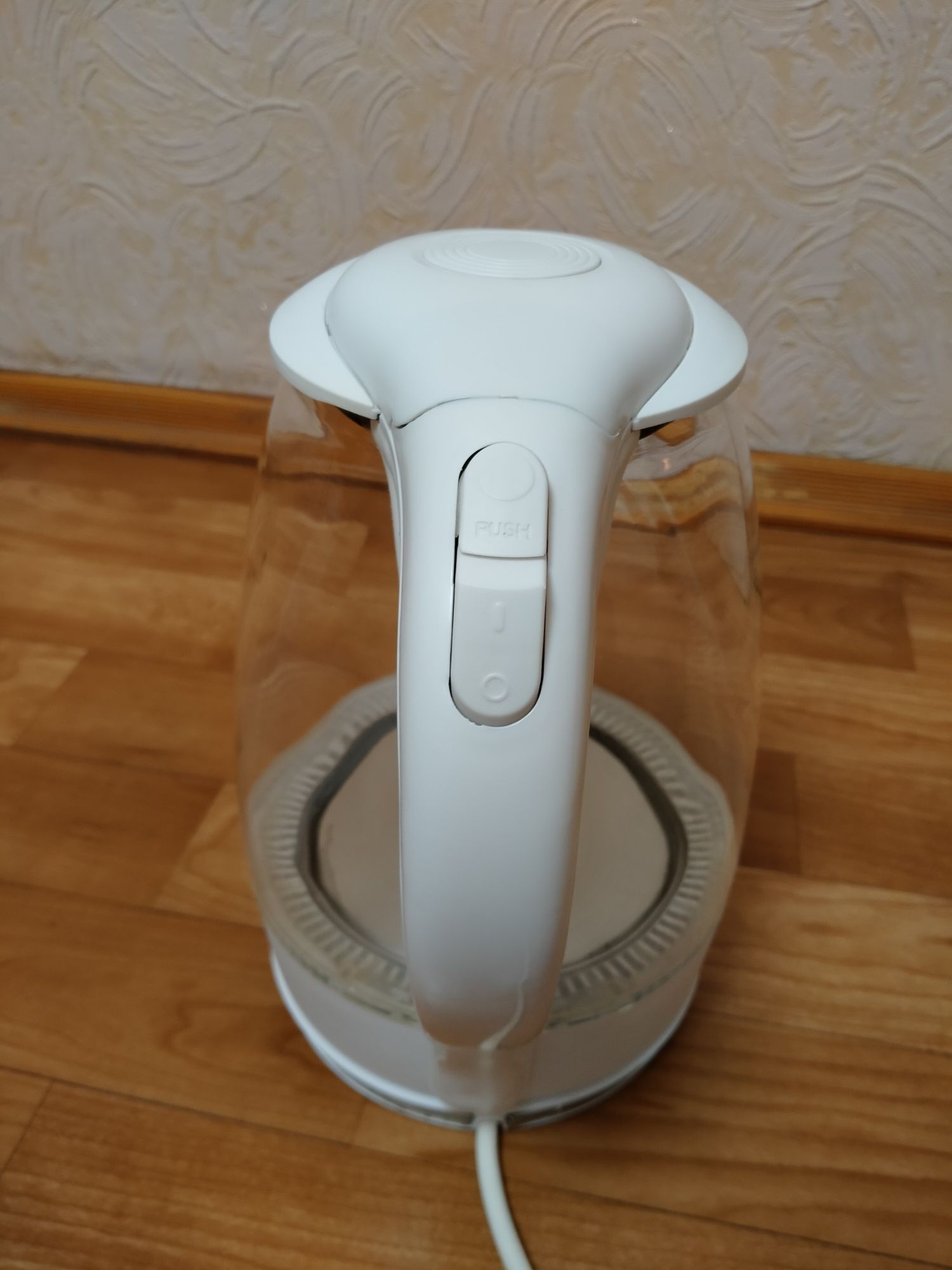 Чайник электрический Aigostar 1.7л. стеклянный с синей LED подсветкой