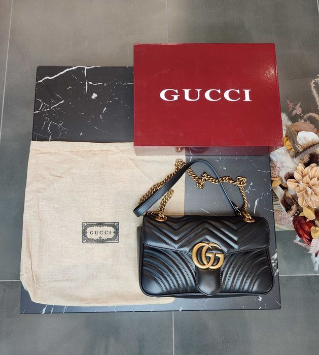 Сумка Gucci GG Marmont Small Shoulder Bag in Black With Heart