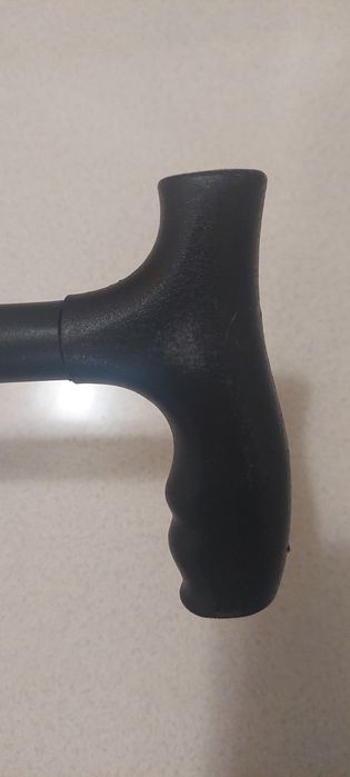 Тростина (палиця, коштур) алюмінієва з регулюванням, Б/У

Палиця Б/У є