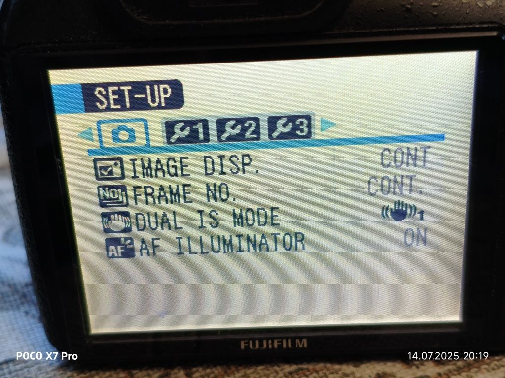 Фотоапарат Fujifilm Fine Pix S2700HD