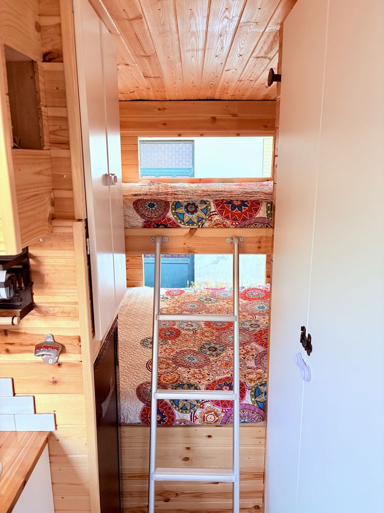 Aluguer Autocaravana (CamperVan) 4 Lugares