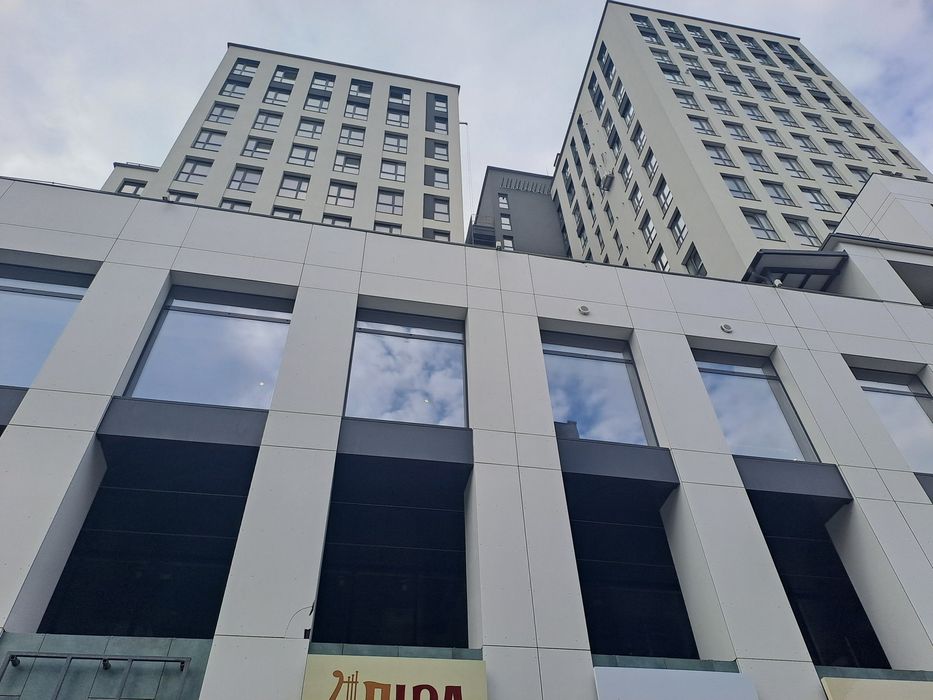 Продається шикарний офіс у центрі Тернополя — 596 м², вул. Доли