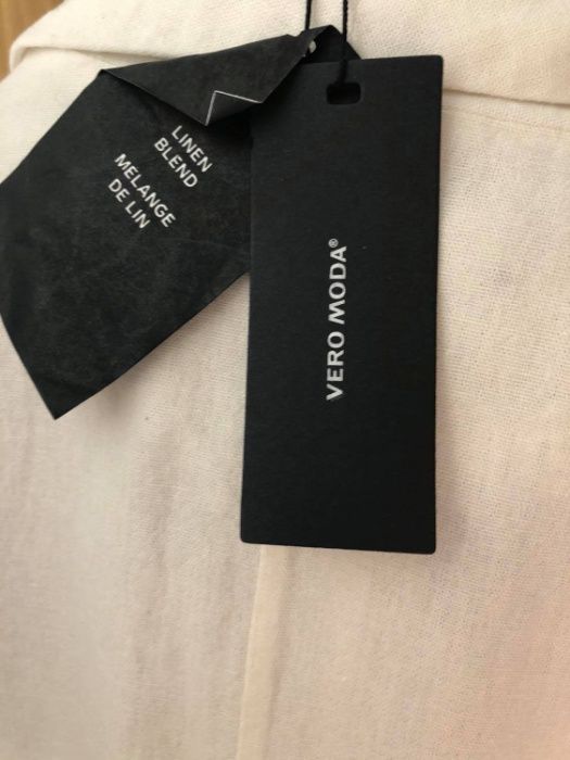 Biała lniana marynarka Vero Moda