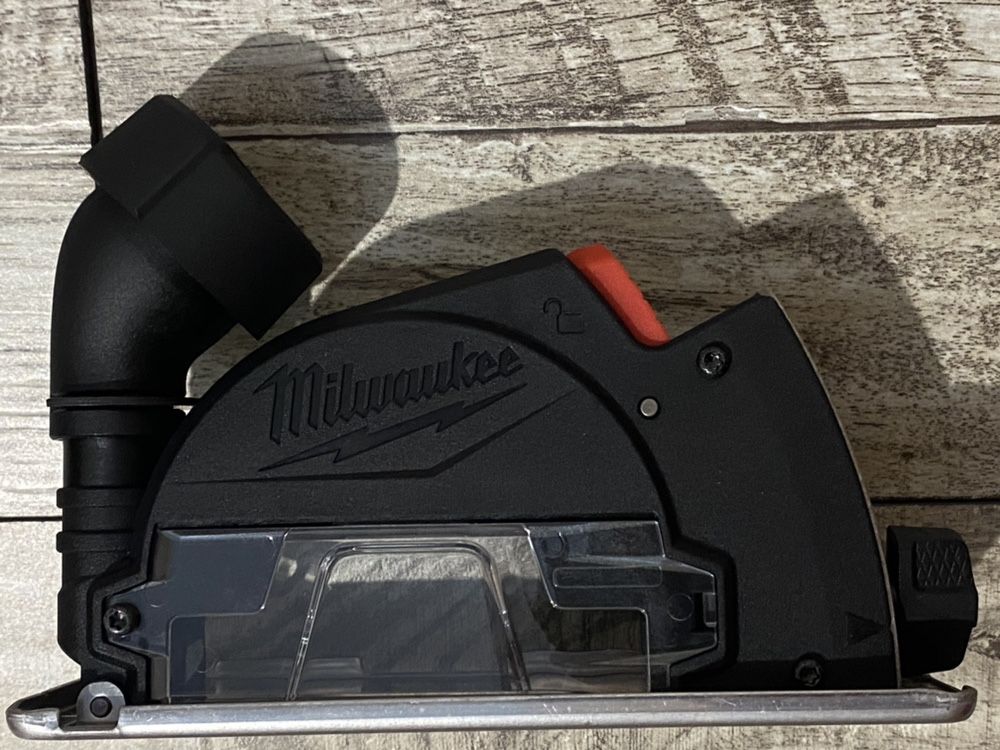 Акумуляторна відрізна машинка Milwaukee 2522-20