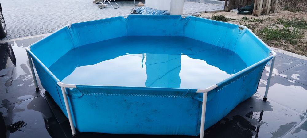 Piscina 2.5 diagonal 0.5 altura
