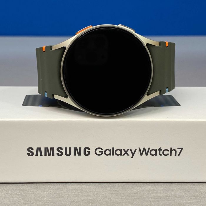 Samsung Galaxy Watch 7 40mm BT (Silver)