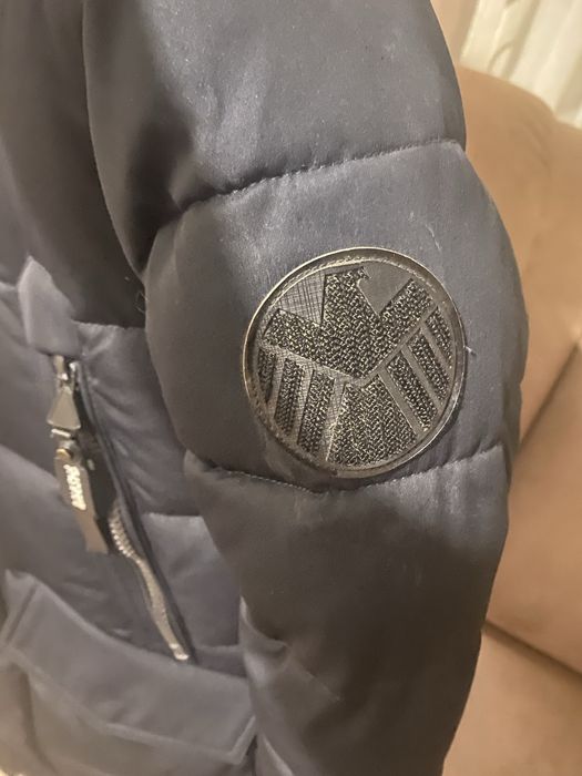 Продам зимову куртку на хдопця