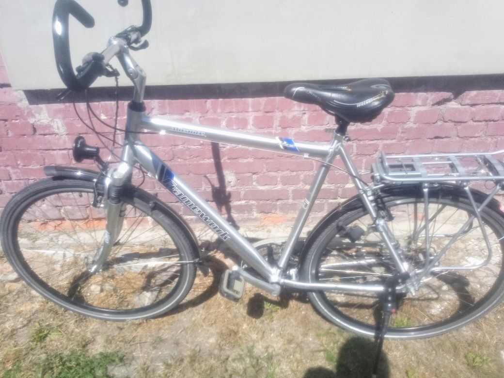 Rower męski trekkingowy Framework koła 28