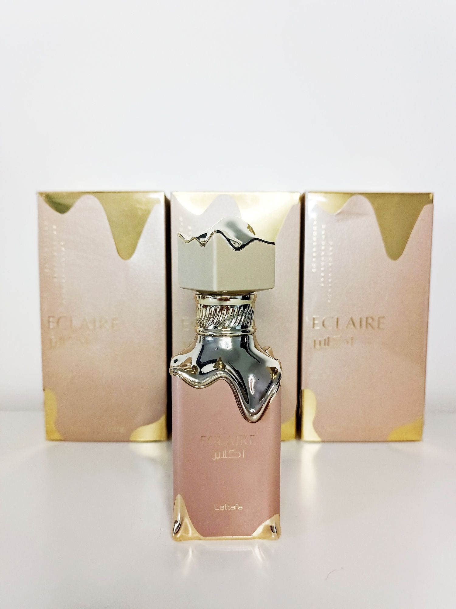Lattafa Eclaire perfume árabe