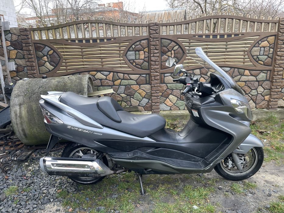 Suzuki Burgman 400