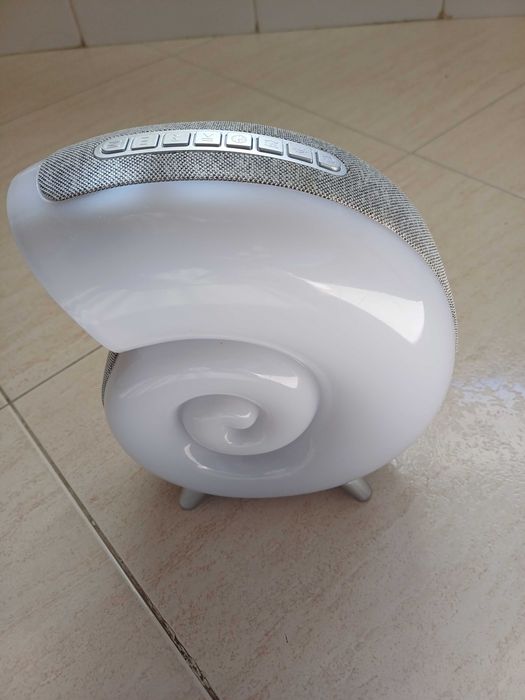 Coluna bluetooth com relogio