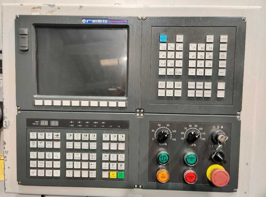 Torno CNC Mazak SQT-10MS