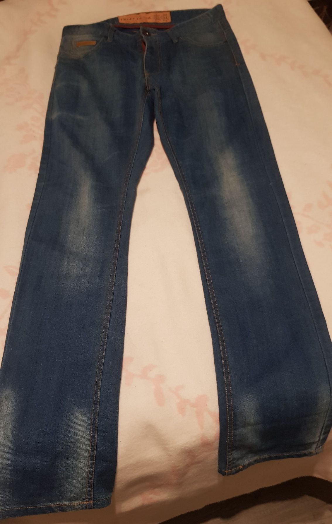 Spodnie jeansy Cropp