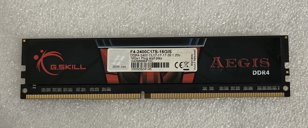 Pamiec Ram 16GB DDR4 F4-2400C17S-16GIS