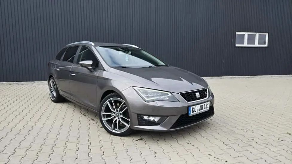 Seat Leon FR Full LED Nawigacja Czujniki Parkowania Serwisowany ALU Zadbany