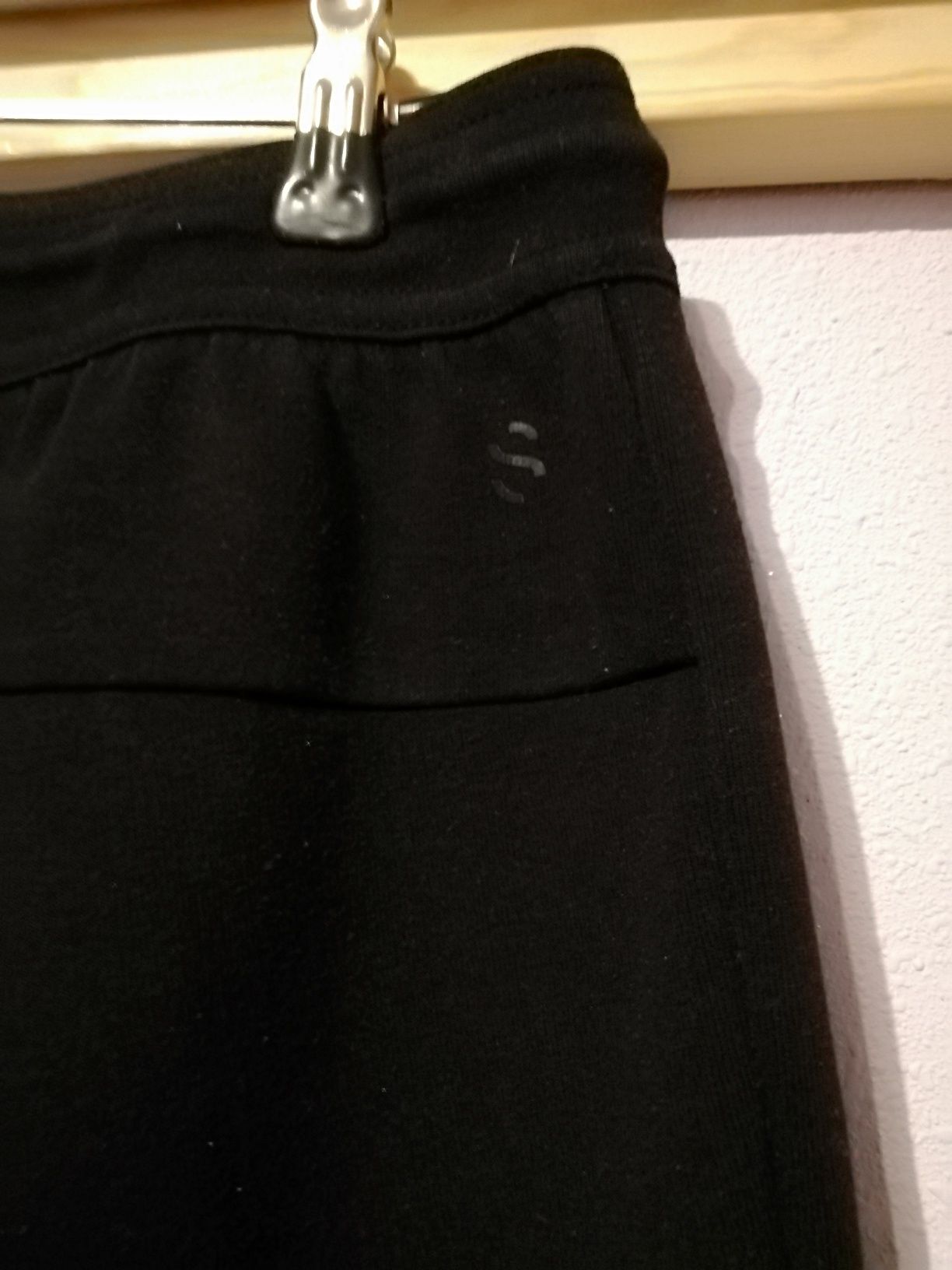 Spodnie treningowe M H&M