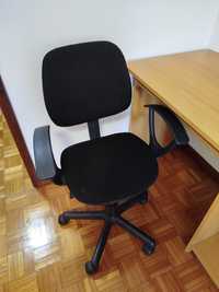 Secretaria e cadeira