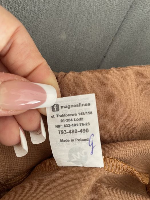 Nowe spodnie dresowe Polskiej firmy Magnes, rozmiar S/M małe L