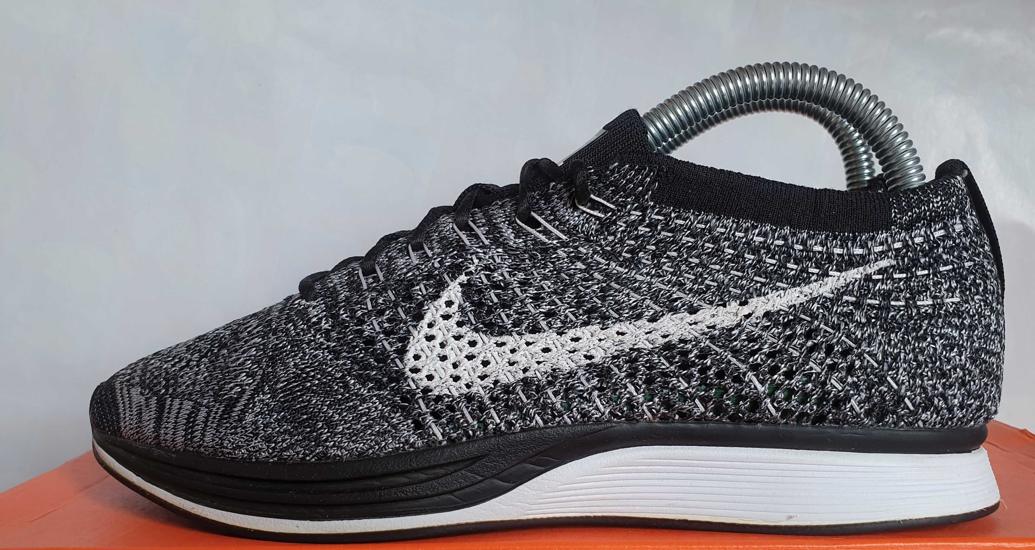 Nike Flyknit Racer Oreo 2.0 2016 6US/24CM/38EUR