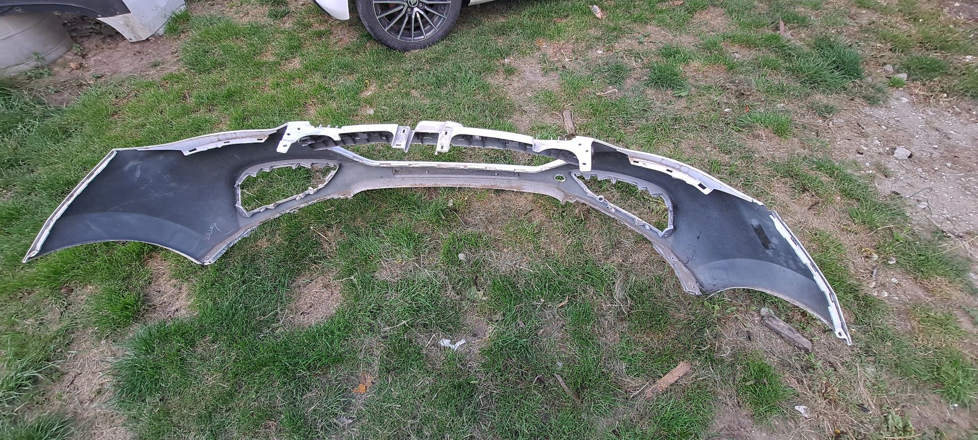 Zderzak hyundai ix35 uszkodzony