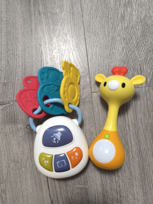 Набір музичне брязкальце Holla та музичні розвиваючі ключики