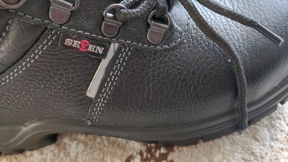 Черевики робочі, спецвзуття