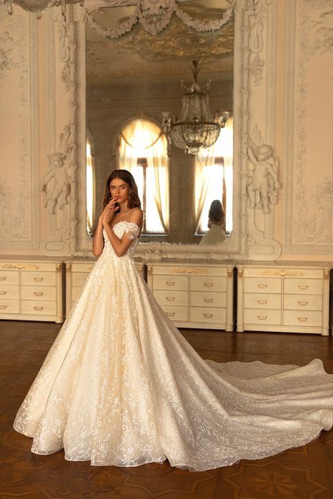 Весільна сукня, весільне плаття  CRYSTAL модель GRACELYNN