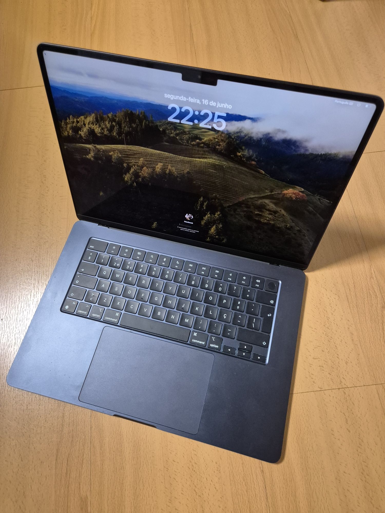 Macbook Air 15 polegadas 2024 M3 como novo