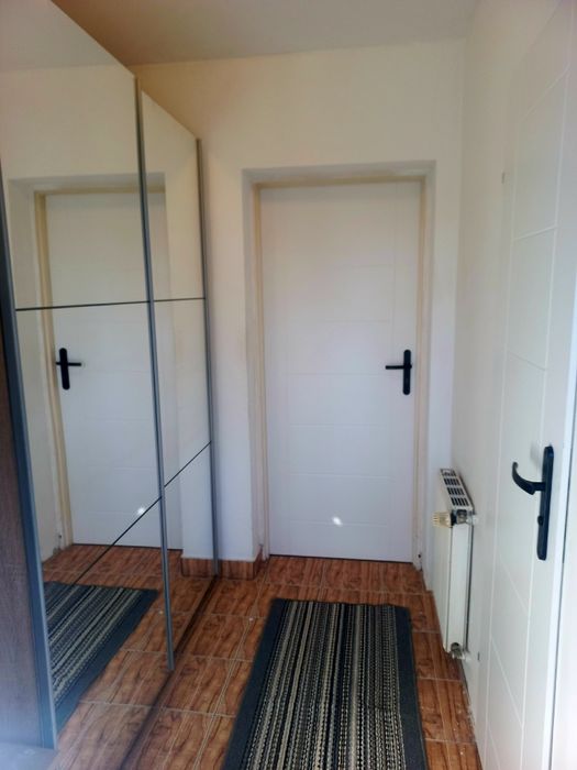 Wynajmę mieszkanie w małym domku