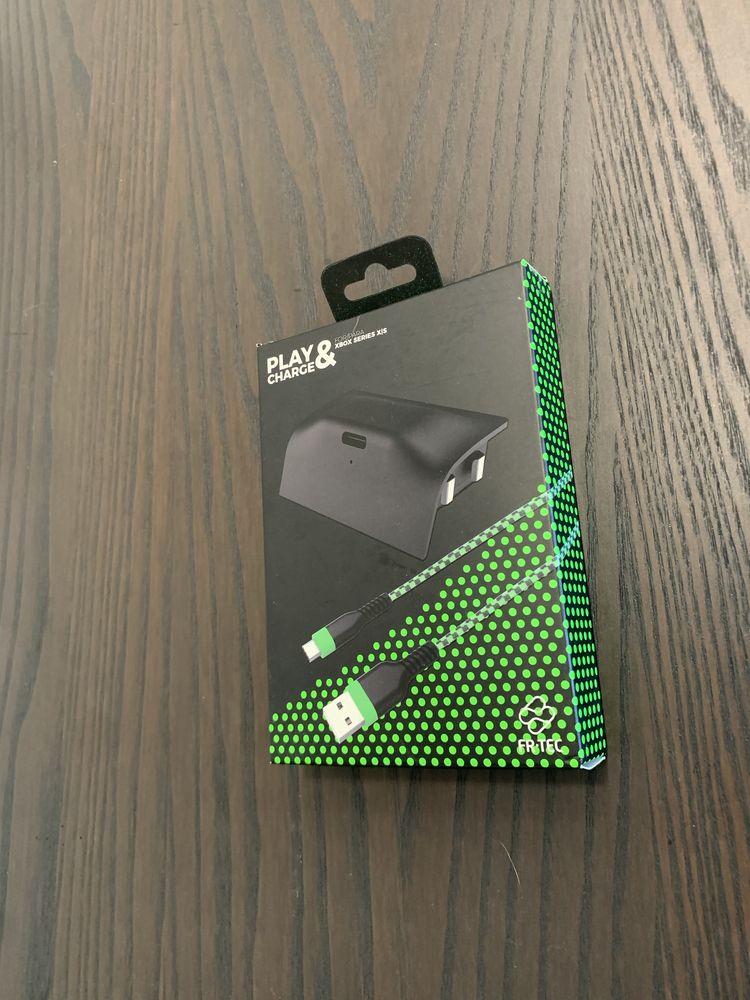 Play And Charge Kit Xbox Series X/S