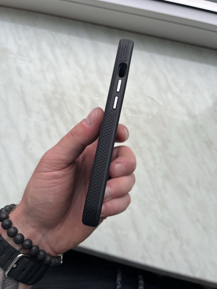 Противоударний чохол iphone 13