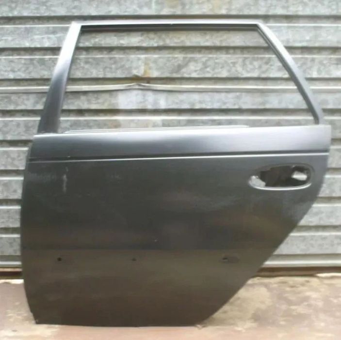 AVENSIS T22 KOMBI 97-02 drzwi lewe tylne tył nowe