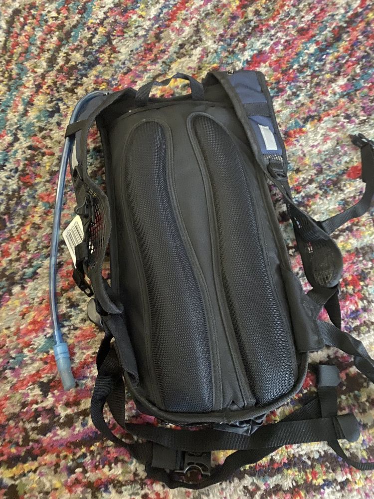 Nowy plecak camelbak H2O